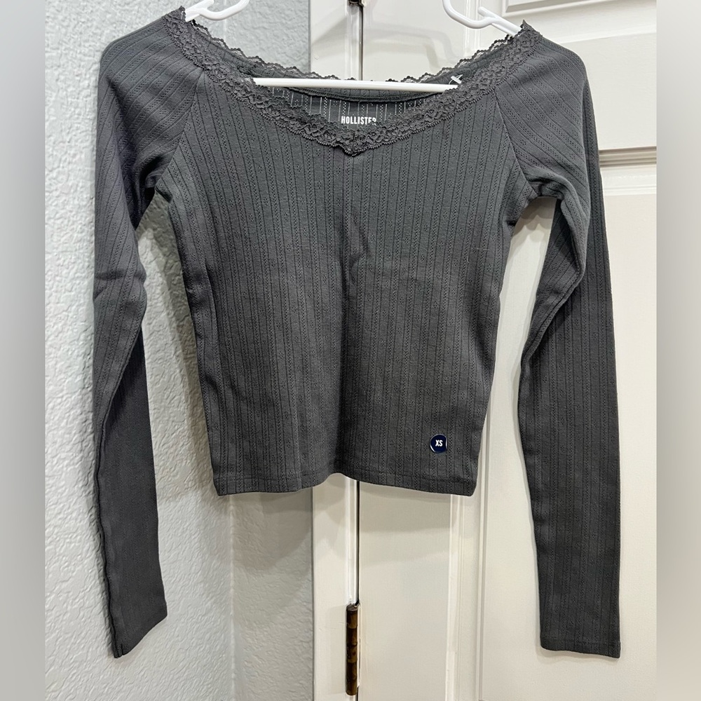 Hollister NWOT pointelle lace trim long sleeve shirt